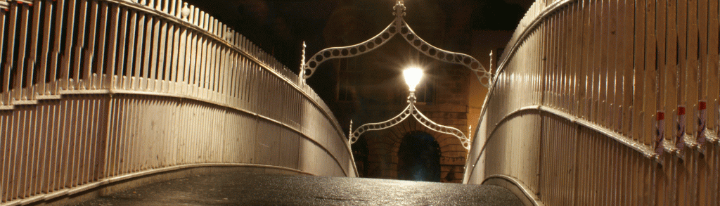 Halfpenny Bridge in Dublin